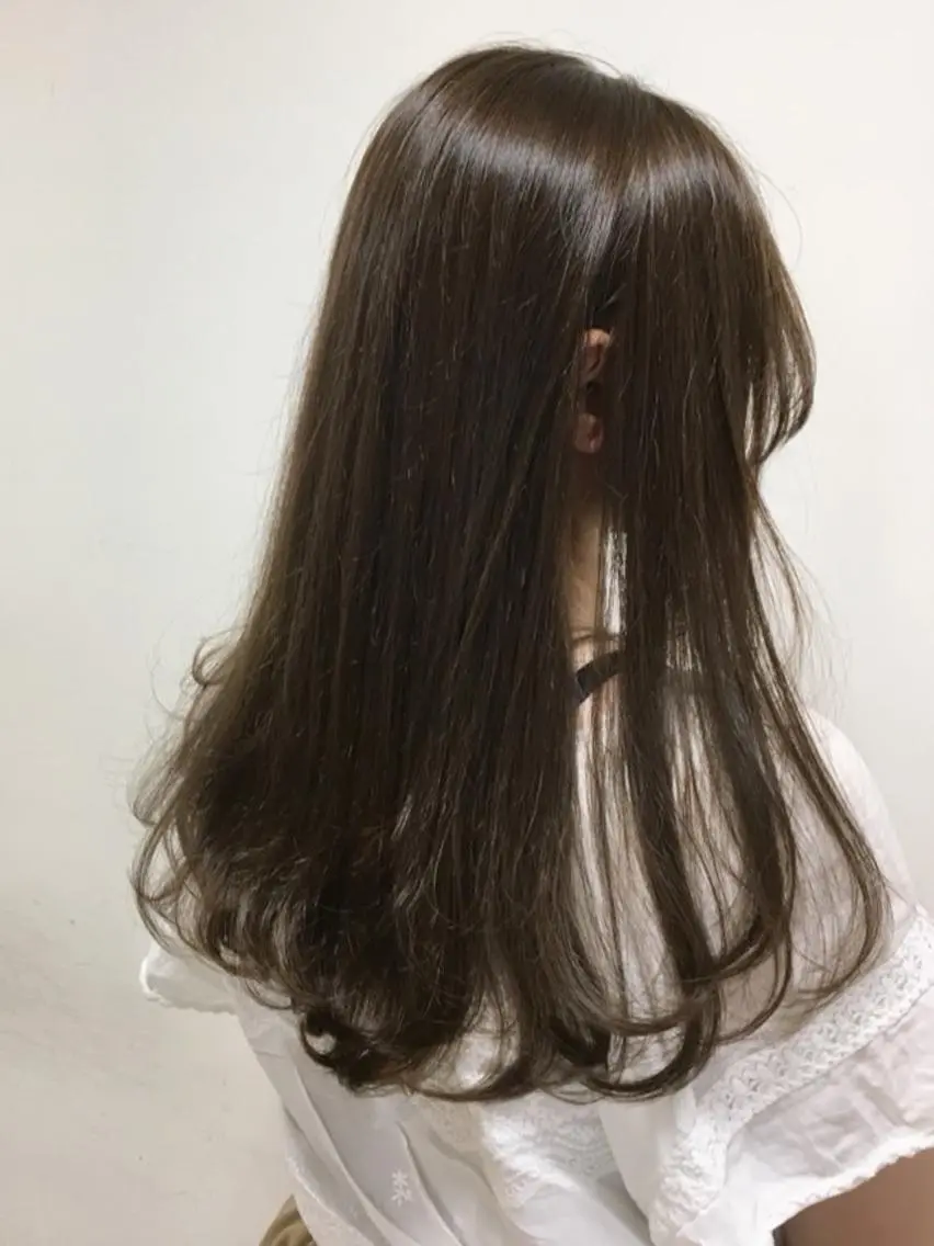カット＋髪質改善プラチナストレート＋オージュアトリートメント+リファUFB　梅雨にも負けない艶髪を😊の写真