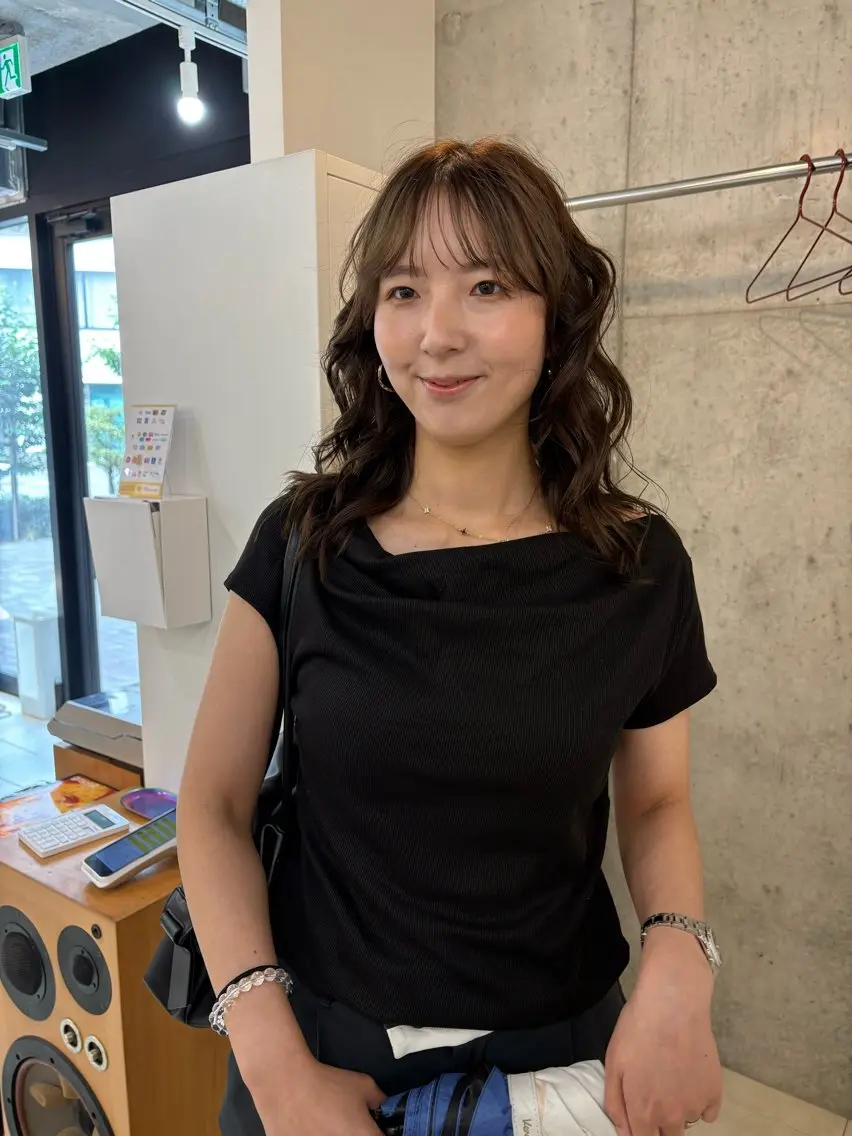 ミディアム カラー eri kinjoのヘアスタイル