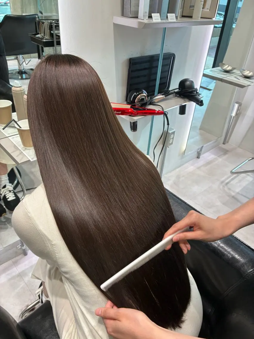 ロング 髪質改善 戸倉 竣涼のヘアスタイル