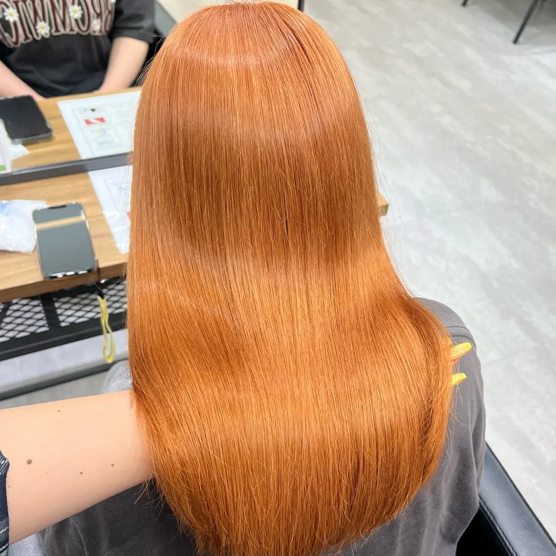 セミロング カラー ショート/ウルフ カットモデル募集のヘアスタイル