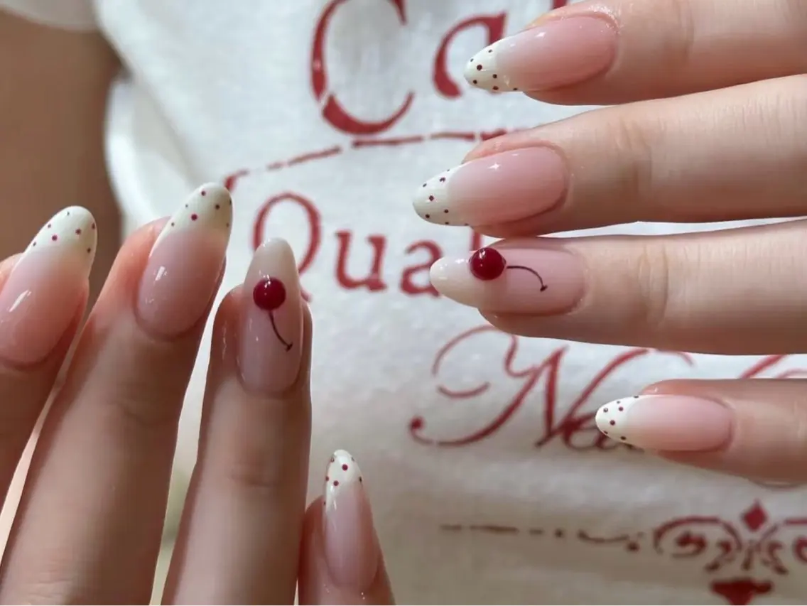 ネイル フレンチネイル ガーリー ハンドネイル Tongtong Nail Salonのネイルデザイン