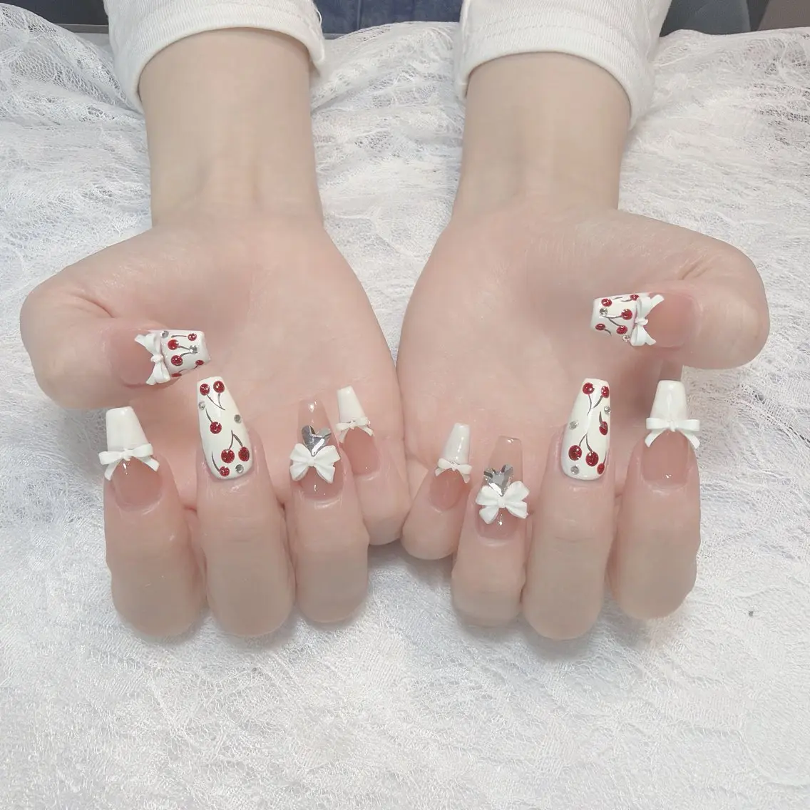 ネイル アートネイル ジェルネイル 韓国ネイル リボン ワンホンネイル ハンドネイル Lana Nailのネイルデザイン