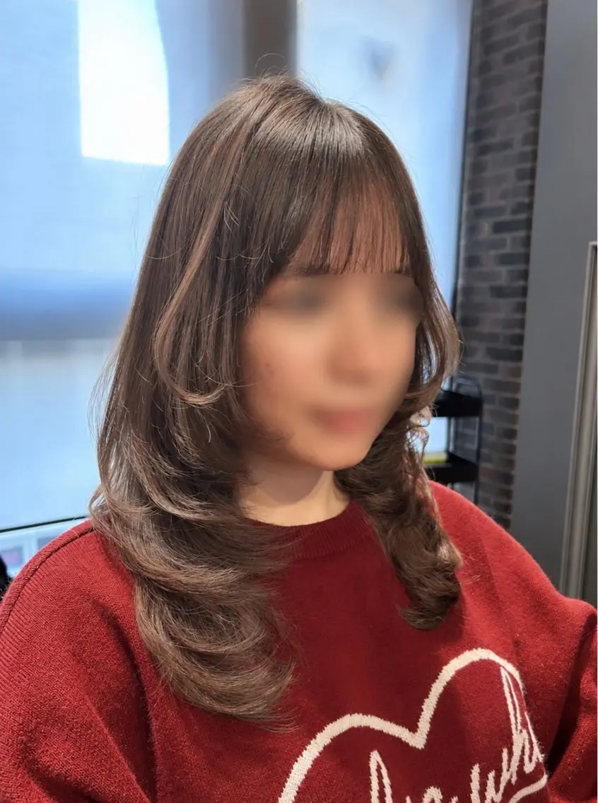 ミディアム カラー ヘアアレンジ カット ヘアカラー トリートメント Rina🍒レイヤー 透明感ブリーチ💎のヘアスタイル