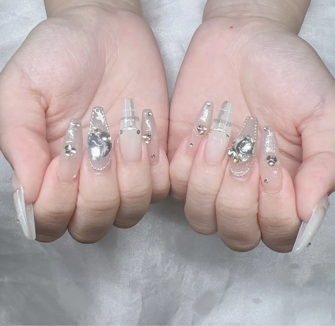 ネイル 長さ出し グラデーション キラキラネイル マグネットネイル ニュアンスネイル Lee Nails チップ長さだし専門店のネイルデザイン