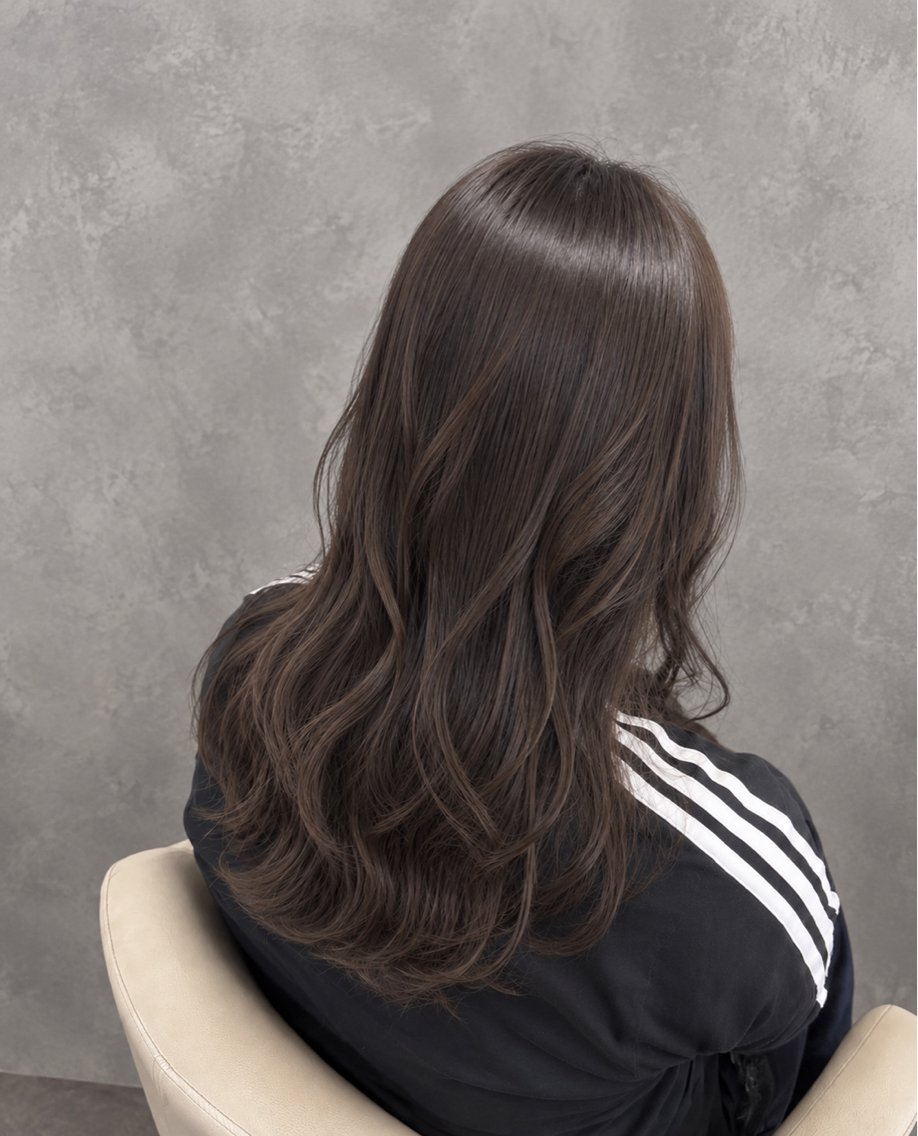 セミロング カラー カット ヘアカラー トリートメント 艶髪カラー/髪質改善 細貝 舞利のヘアスタイル