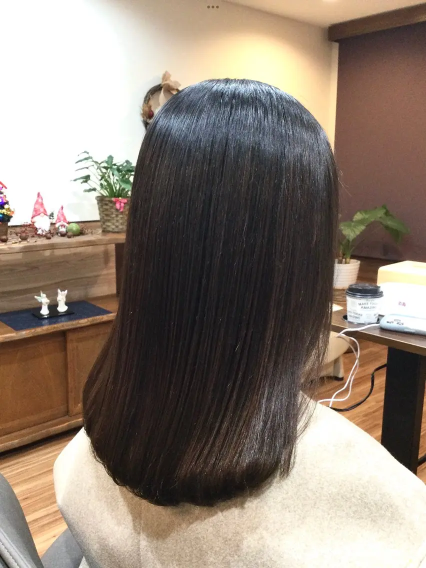 ミディアム カラー トリートメント ヘアカラー 縮毛矯正 Annon プライベートサロンのヘアスタイル