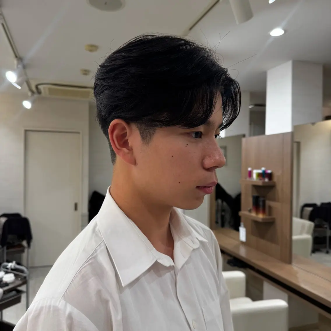 ショート 入沢 空向のヘアスタイル
