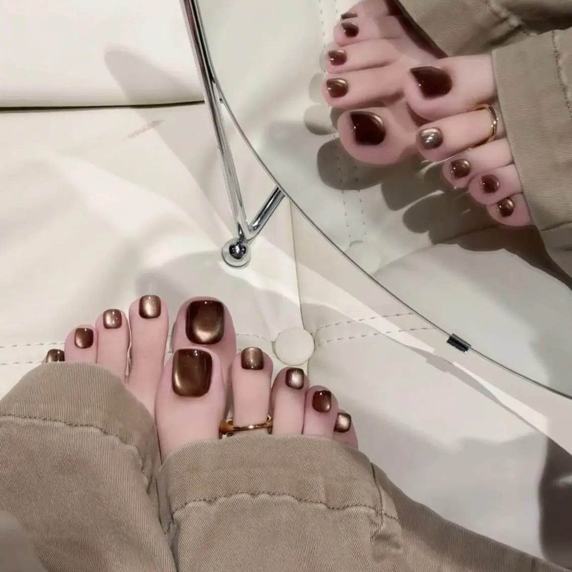 ネイル マグネットネイル フットネイル U.m nail salonのネイルデザイン