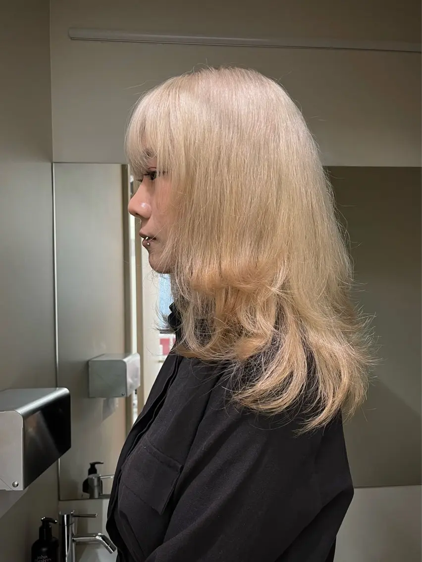 ロング カラー JUURI- Shionのヘアスタイル