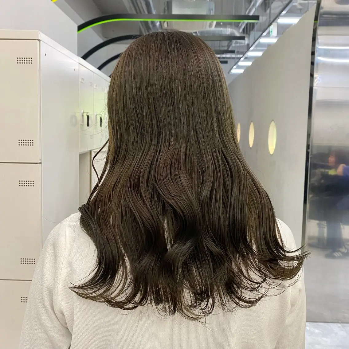 カラー オリーブカラー 🤍やわらか抜け感 hair🤍RINのヘアスタイル