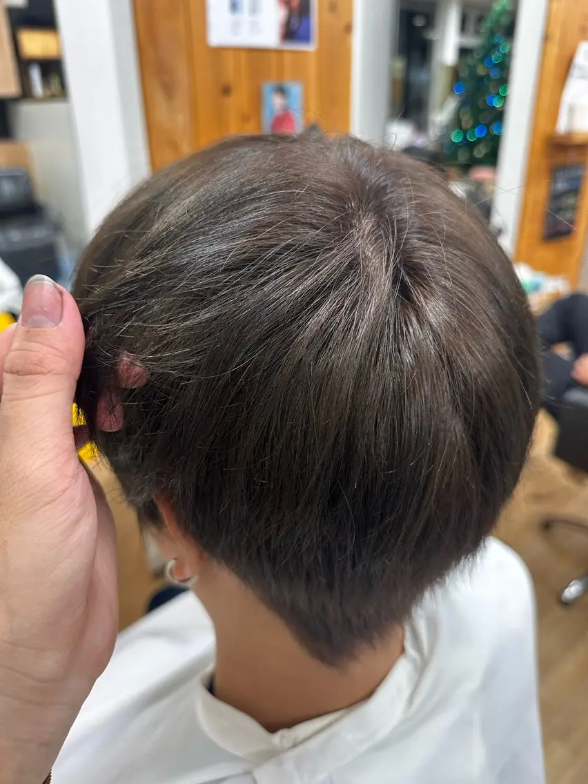 カラー メンズ 透明感カラー ダブルカラー 立川 芽依のヘアスタイル