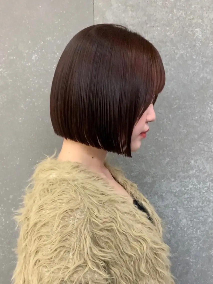 ショート カラー 切りっぱなしボブ 前下がりボブ ショートボブ ブリーチ ブリーチなしカラー 伊 杏のヘアスタイル