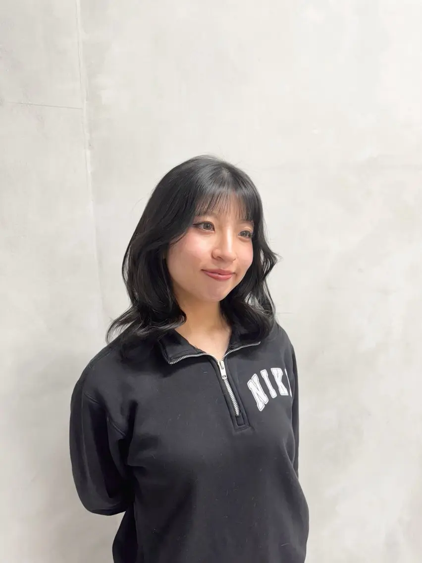 ミディアム 艶レイヤー🍊 加藤隆也のヘアスタイル