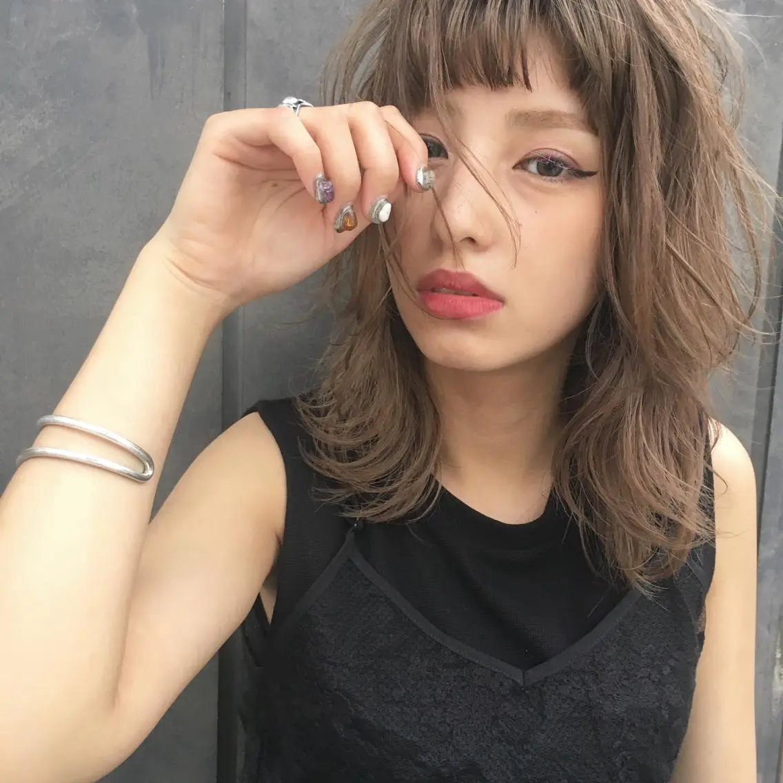 ミディアム カラー ハイライトカラー ハイライト レイヤーカット レイヤーカット BLend 渋谷のヘアスタイル
