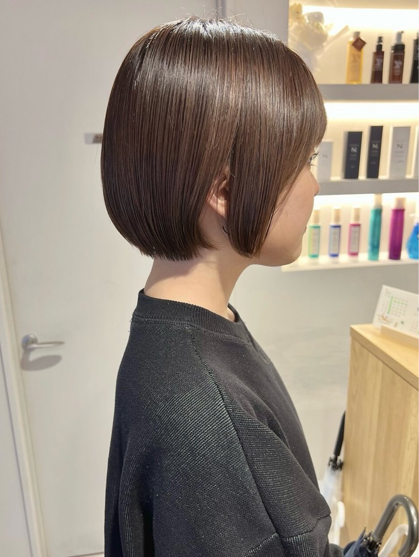 ショート ボブ 藤田 小波のヘアスタイル