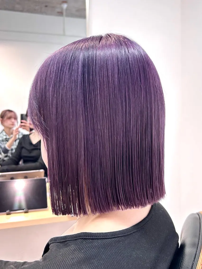 ミディアム カラー ブリーチ ブルーカラー ブルーラベンダー ラベンダーカラー カット ヘアカラー トリートメント ハイライト/レイヤー /艶髪/吉田愛望のヘアスタイル