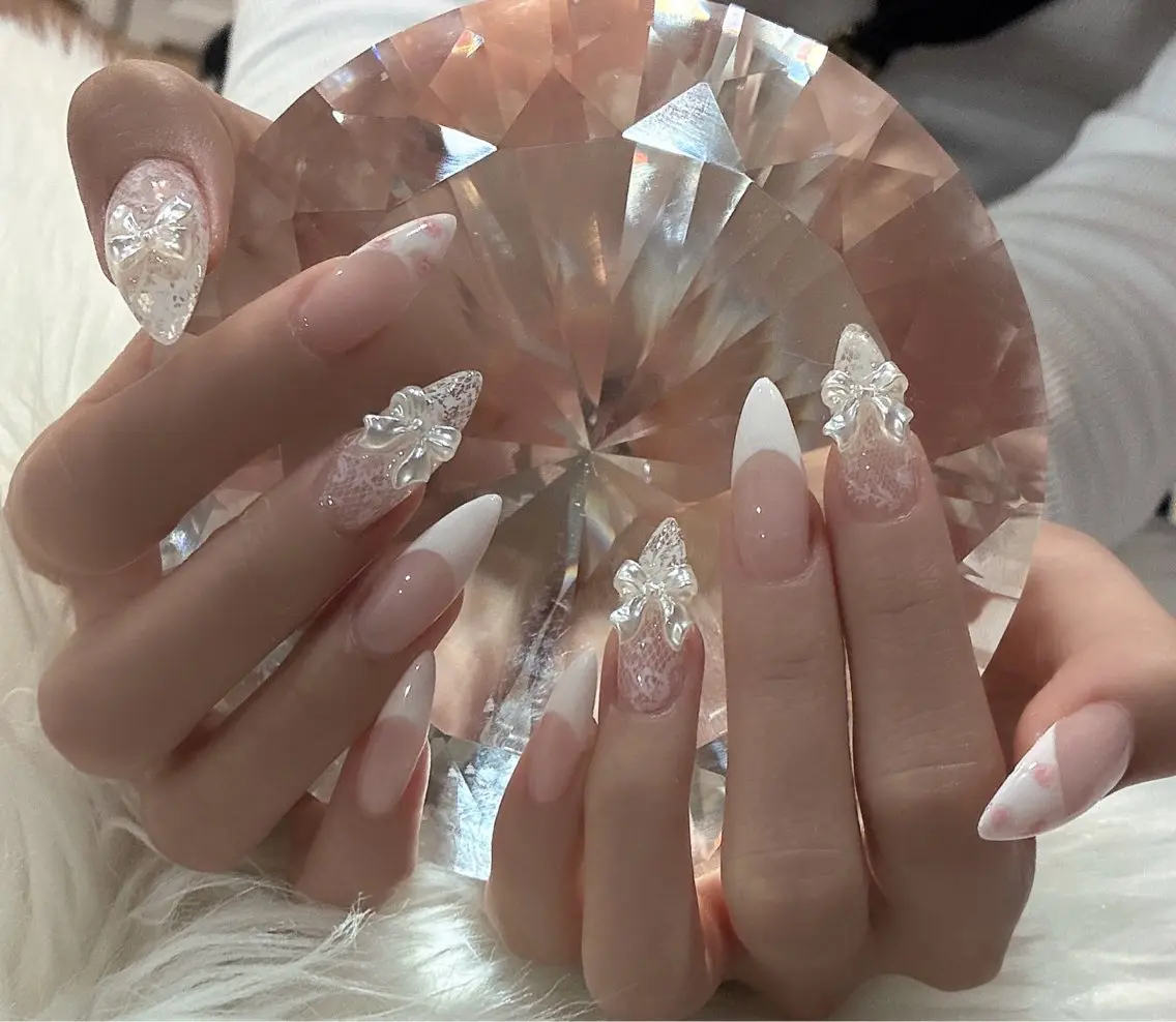 ネイル LoaChaton kaeのネイルデザイン