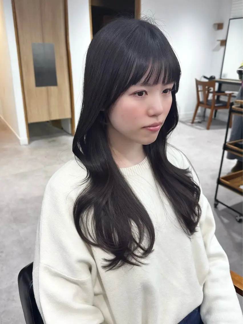ロング カラー パーマ ヘアアレンジ メンズ キッズ カット ヘアカラー レイヤーカット/ 巻ける縮毛矯正のヘアスタイル