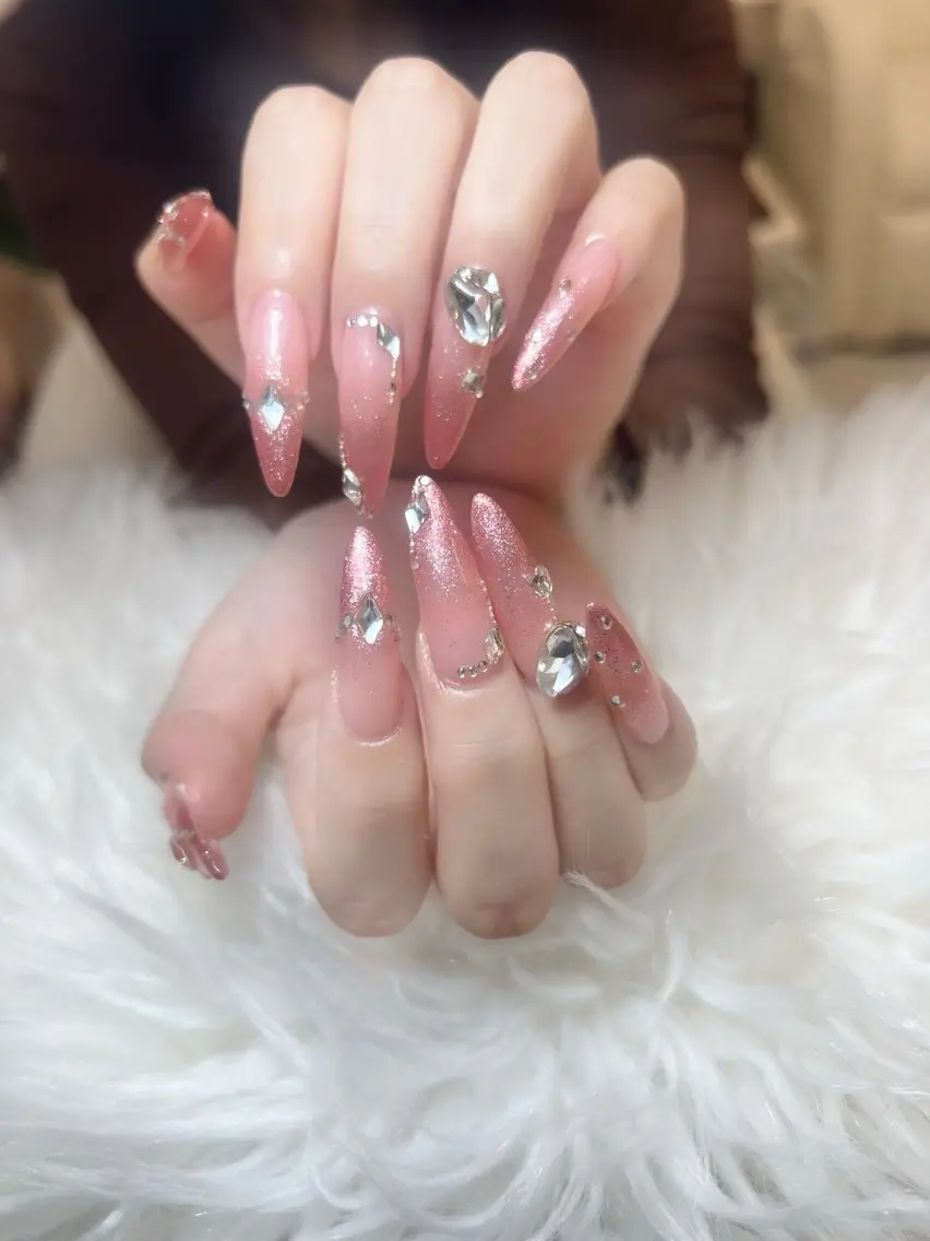 ネイル ブルー チークネイル 長さ出し フラッシュネイル ジェルネイル ハンドネイル Kei Nail 長さ出し 付け放題のネイルデザイン