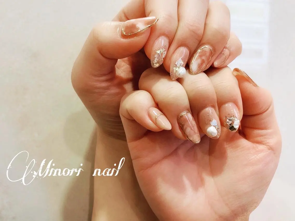 ネイル ニュアンスネイル NAILIST MINORIのネイルデザイン