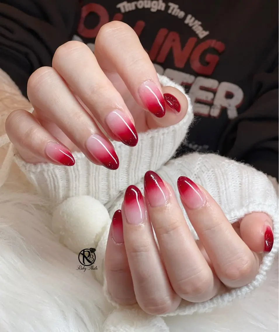 ネイル ボルドー ブラウン チークネイル ドット フットネイル ハンドネイル RUBY Nail 日暮里店のネイルデザイン