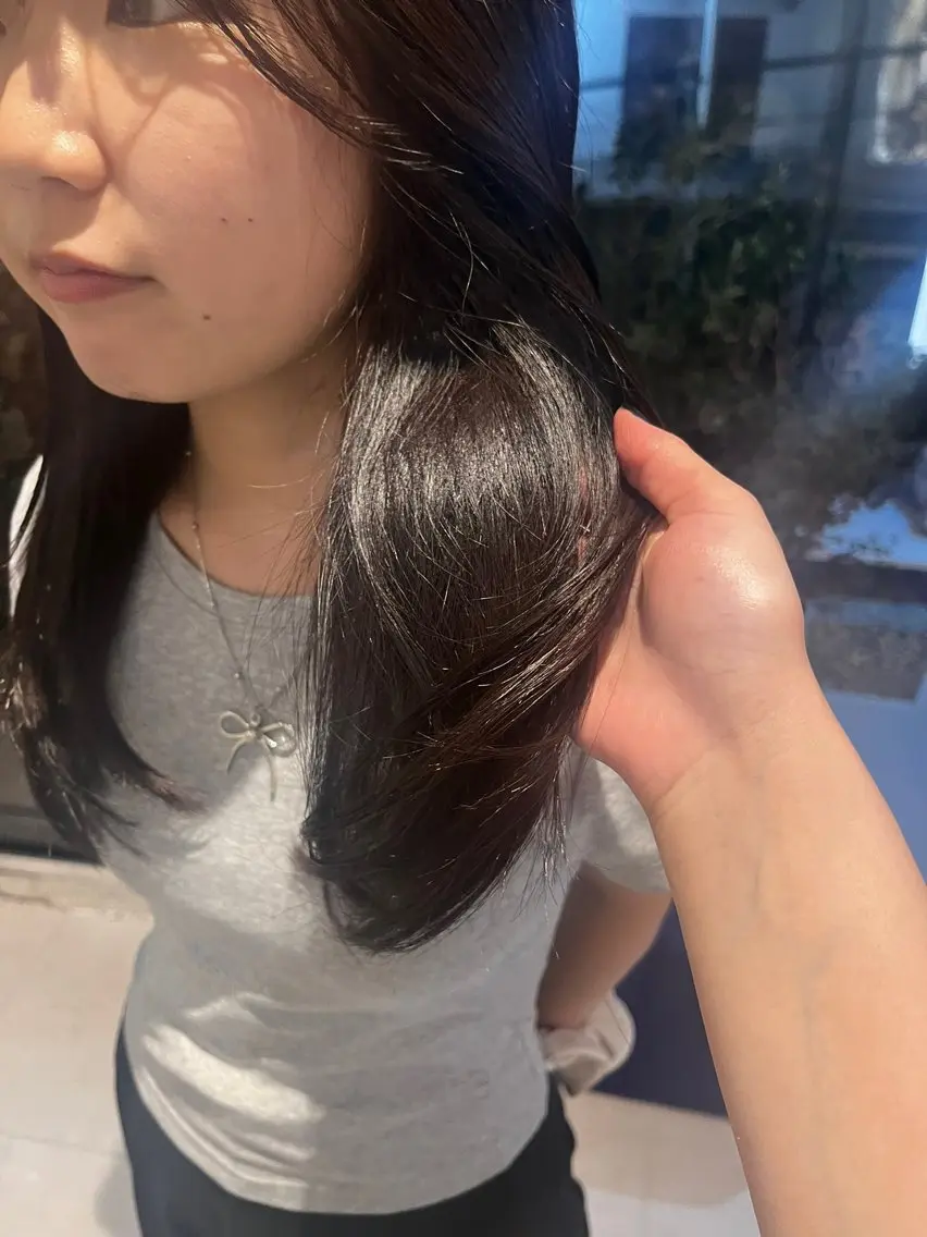 mio/ 暖色カラーのヘアスタイル