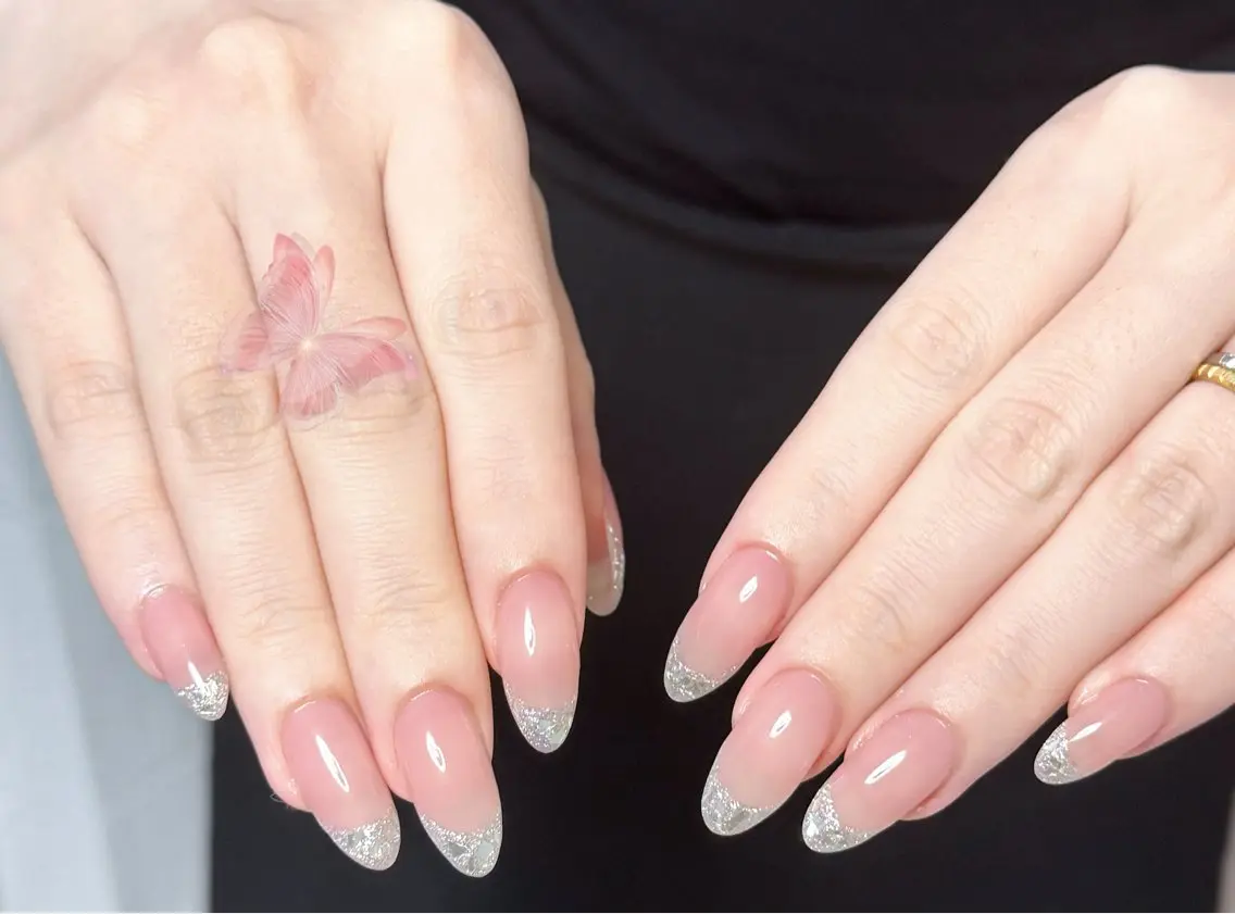 ネイル アートネイル オーロラネイル チークネイル フレンチネイル ガラスフレンチ ハンドネイル 🎀🎀YooLi Nail Salonのネイルデザイン