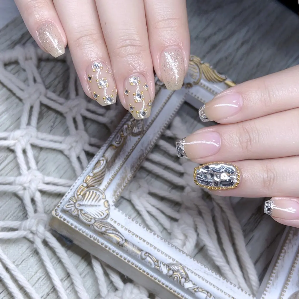 ネイル ハンドネイル Queens マオのネイルデザイン
