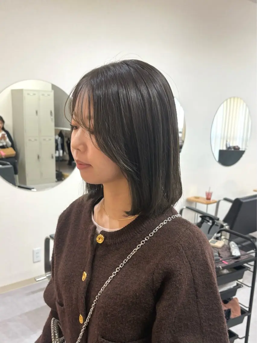 ミディアム カラー ボブ くびれヘア 顔周りカット カット ヘアカラー トリートメント ハル🌸柔色/ ブリーチなし/艶髪のヘアスタイル