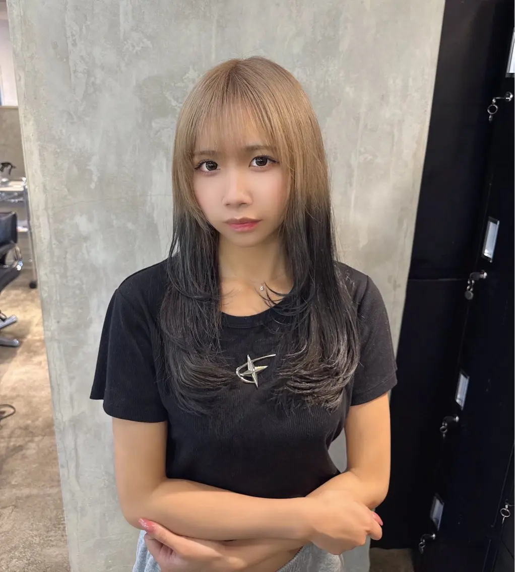 セミロング カラー カット ヘアカラー トリートメント 縮毛矯正✨/レイヤー /艶カラー✨レオンのヘアスタイル