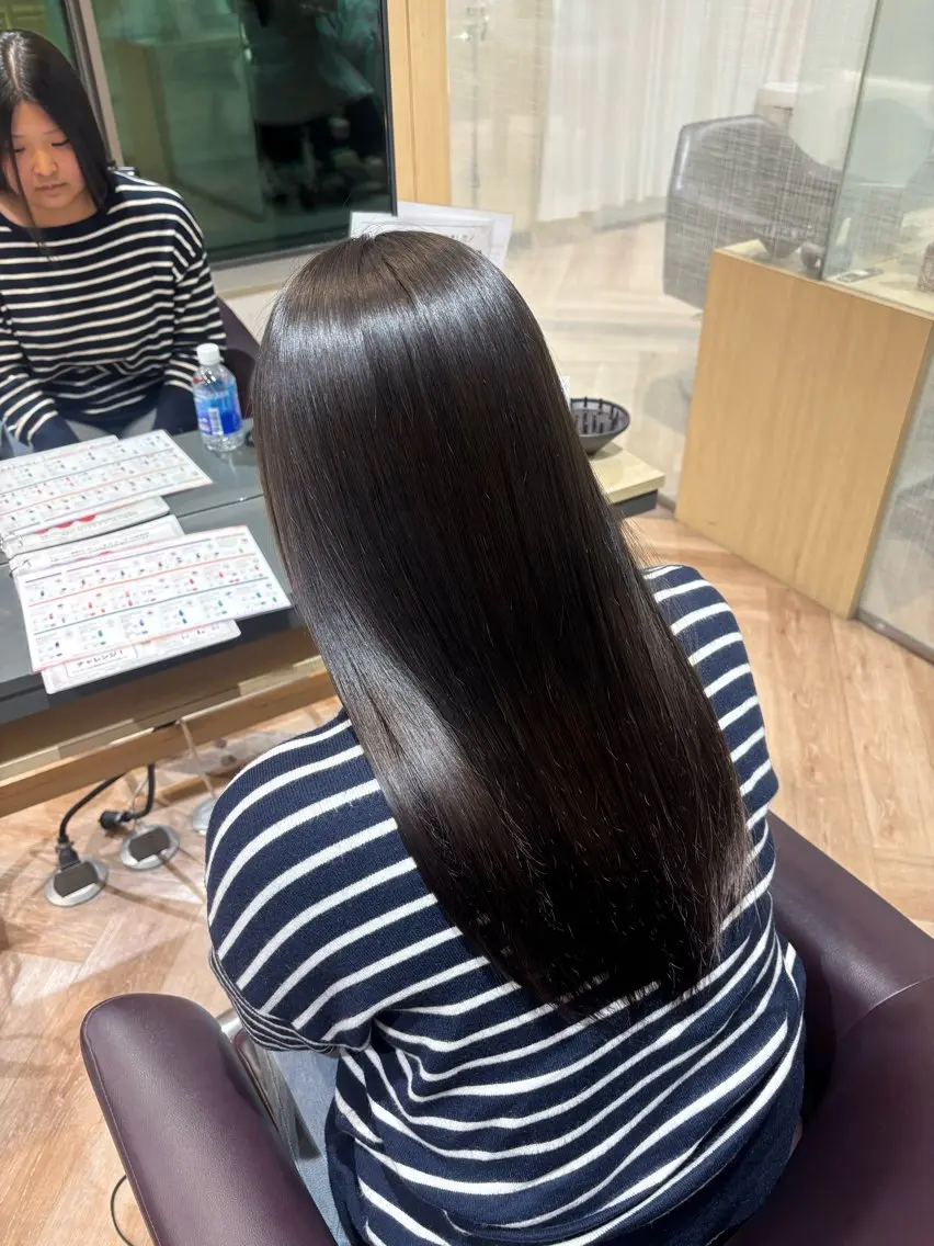 カラー グレージュ タカハシ アン🎧 🤍のヘアスタイル