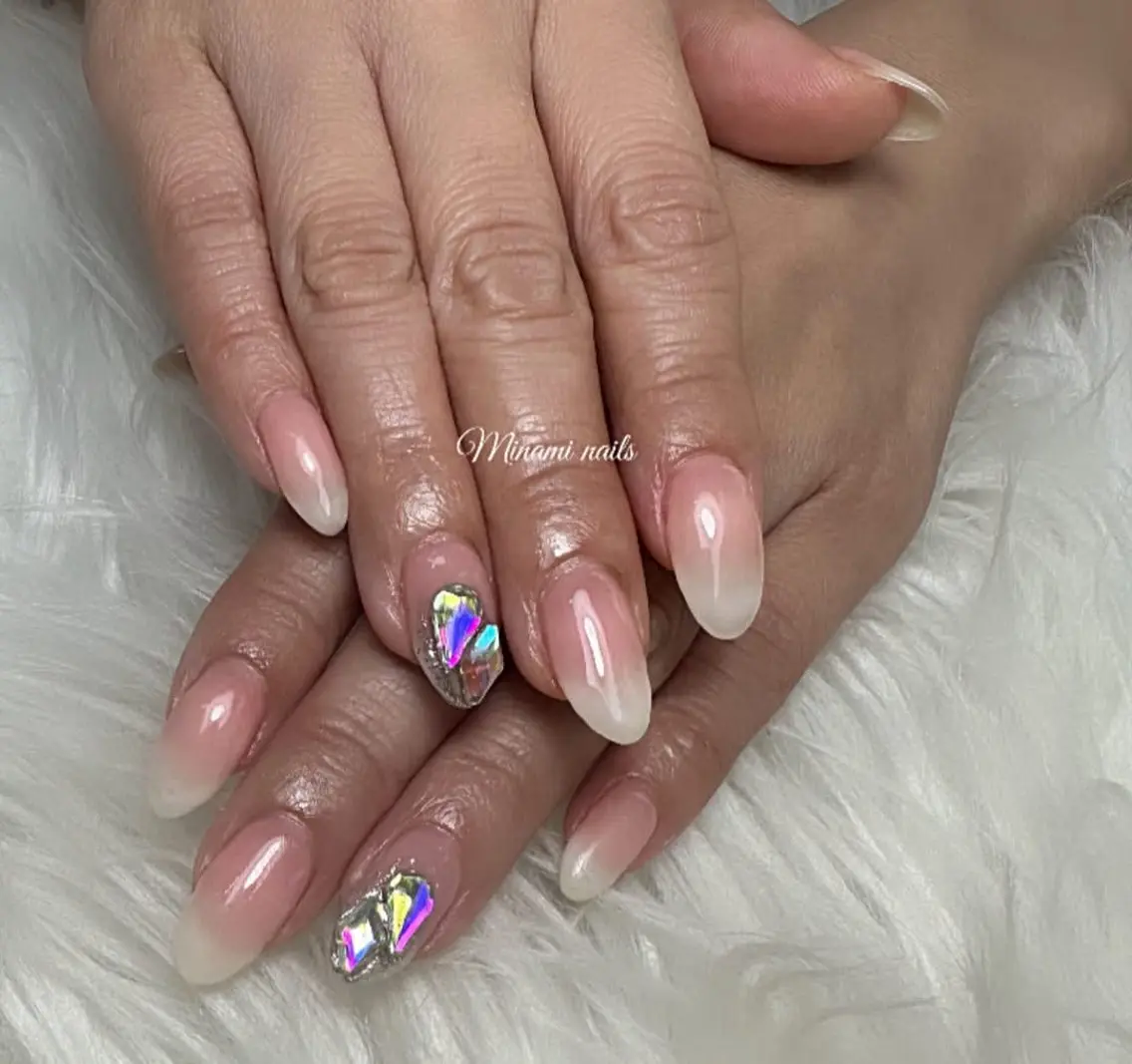 ネイル アートネイル オーロラネイル ガーリー キラキラネイル 韓国ネイル Minami Nailsのネイルデザイン
