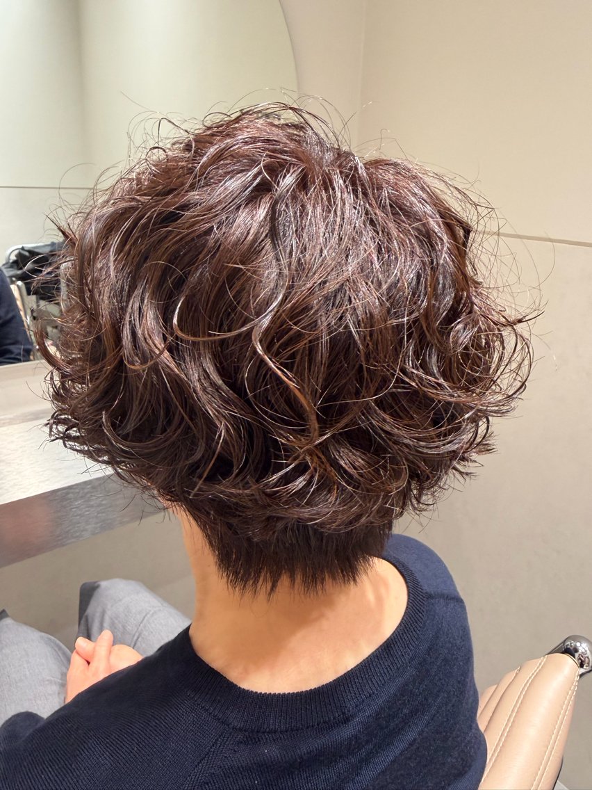 ショート パーマ ショートヘア 里村 ともえのヘアスタイル