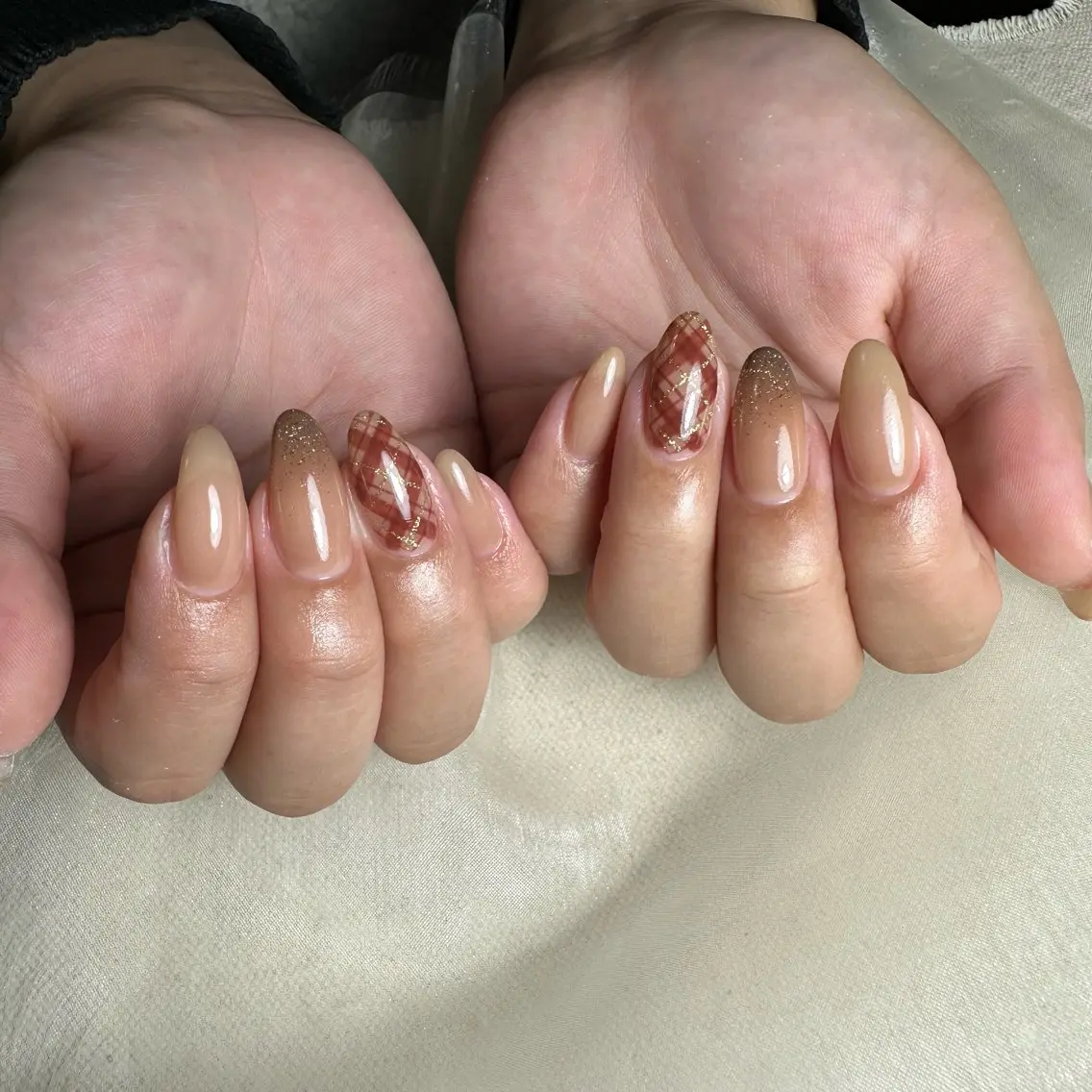 ネイル 里見 麗のネイルデザイン