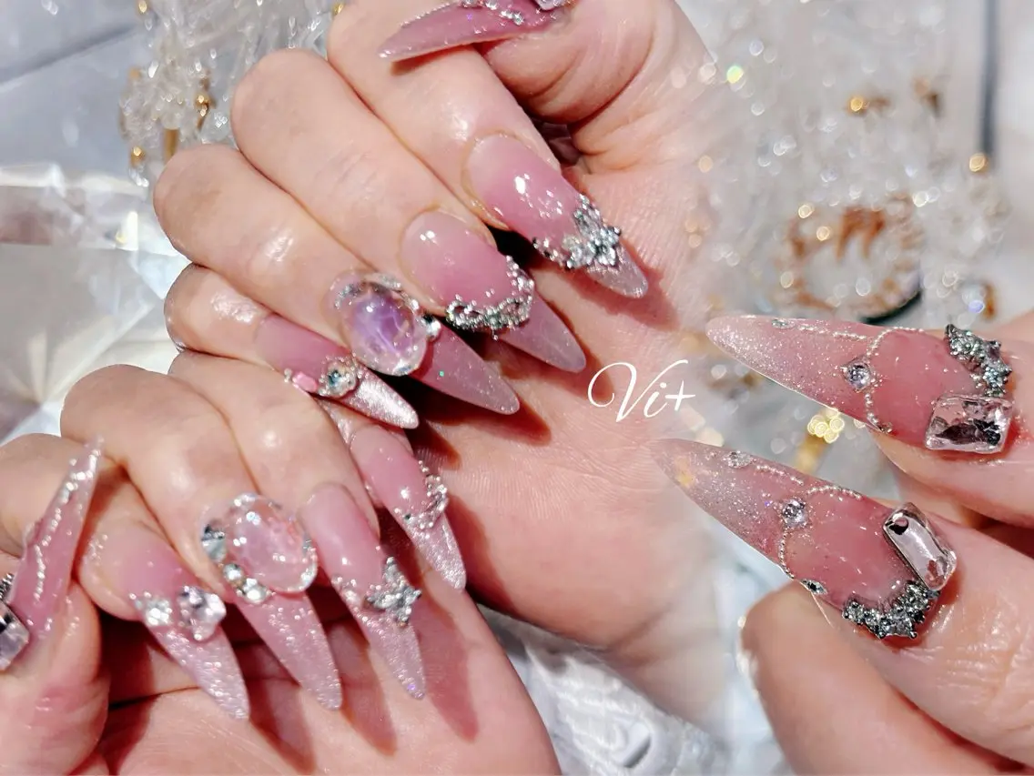ネイル ハンドネイル ✨Nailsalon Vi+✨のネイルデザイン