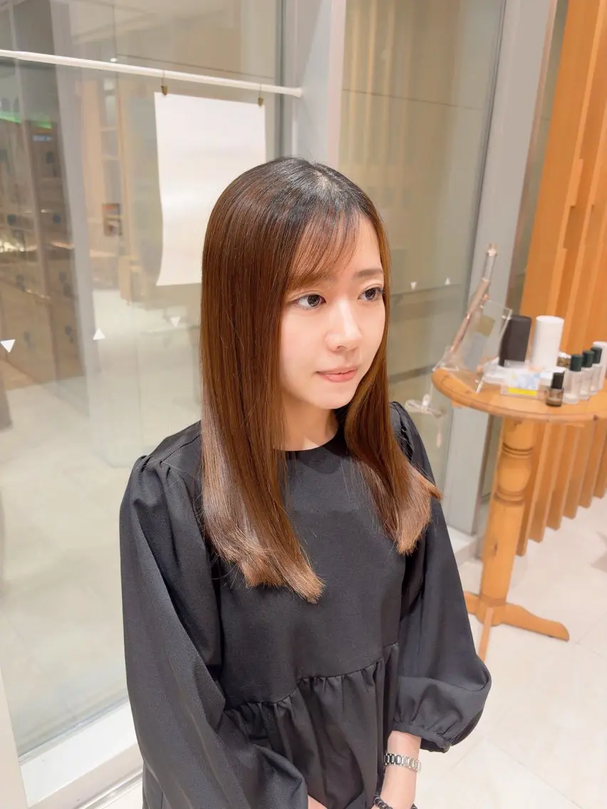 セミロング 縮毛矯正 トリートメント 💎ツヤ髪ストレート カラー💎かのんのヘアスタイル