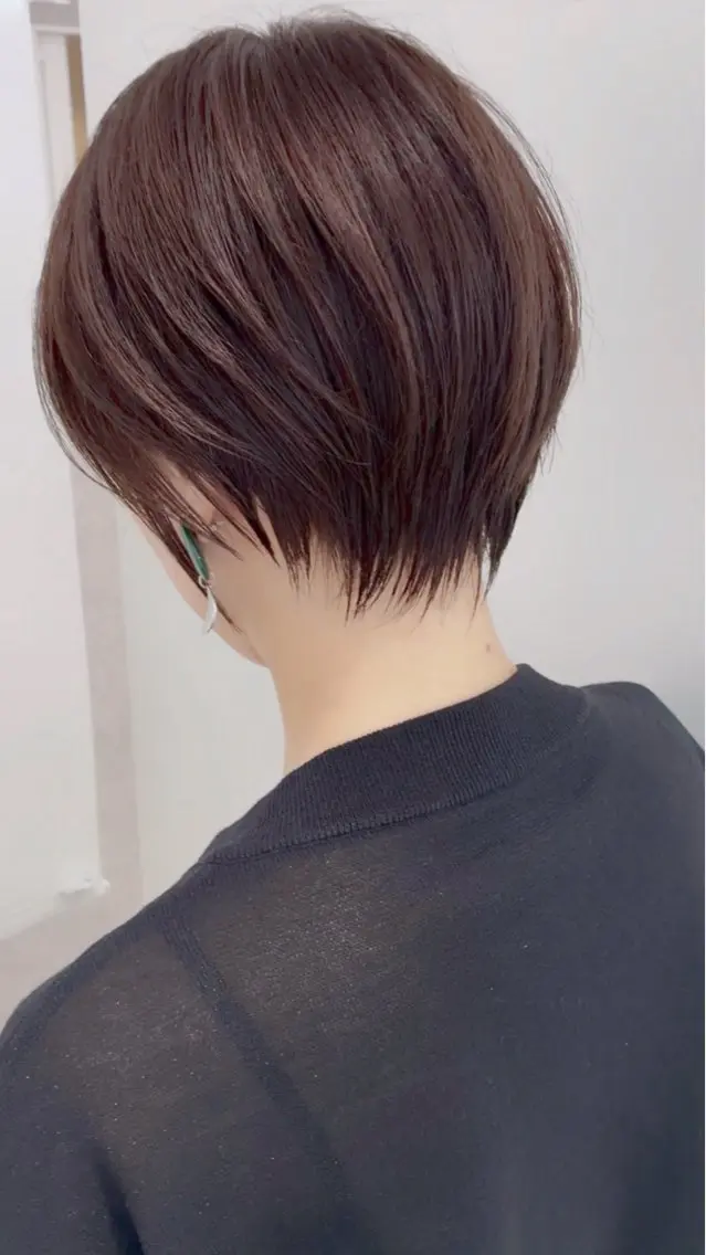 ショート カラー ショートヘア 小顔カット カット 大人女性ショート専門 tomodaのヘアスタイル