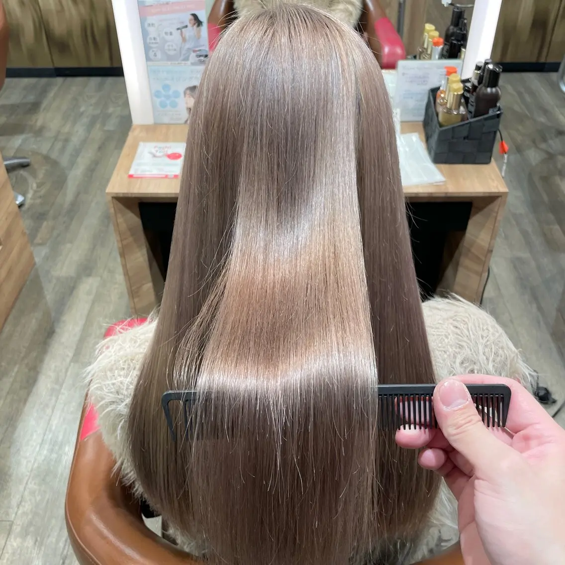 ロング カット ヘアカラー レディースモデル 募集中/吉川賢心のヘアスタイル