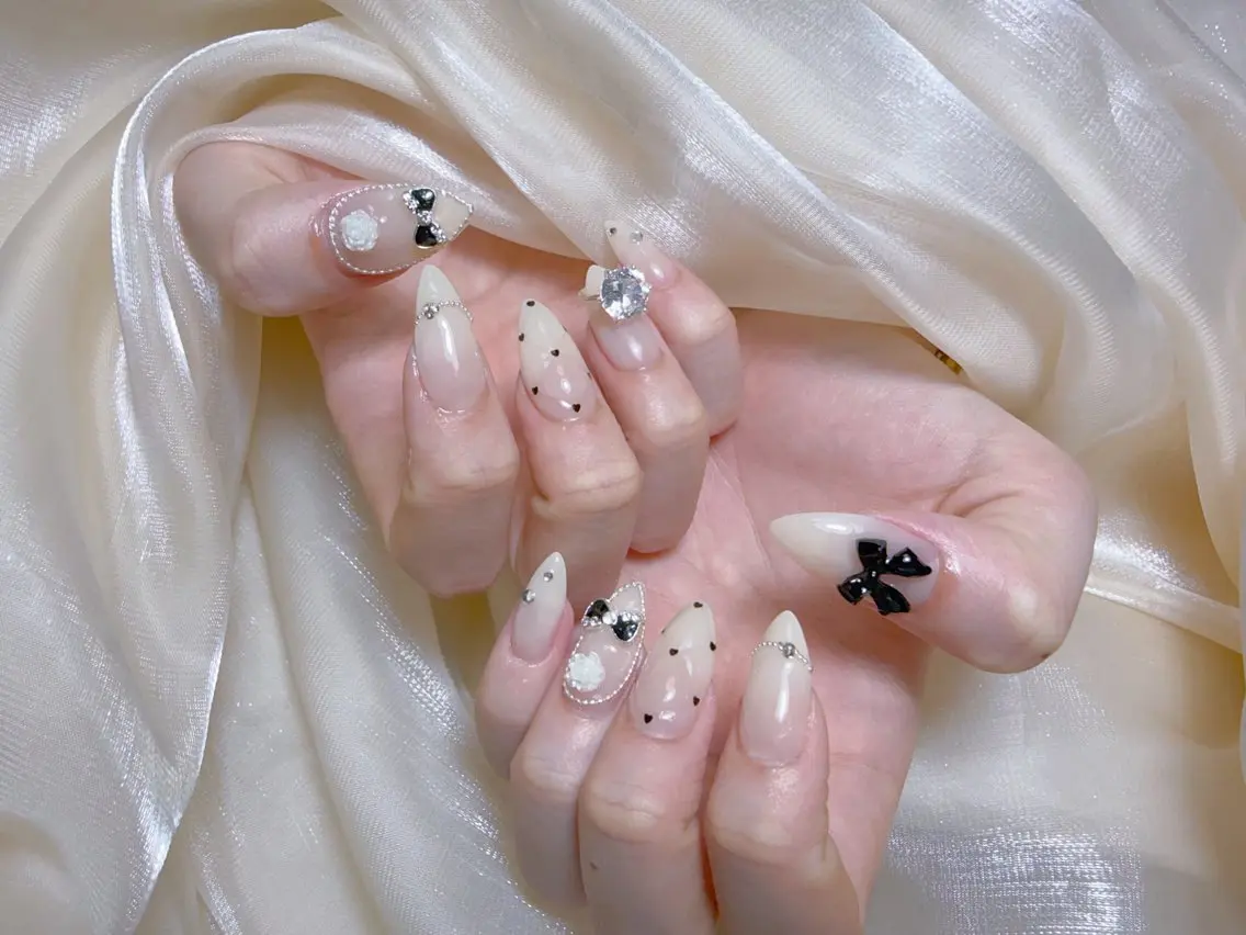 ネイル チークネイル 長さ出し フレンチネイル ジェルネイル 韓国ネイル ハンドネイル Lucky Nail Salonのネイルデザイン