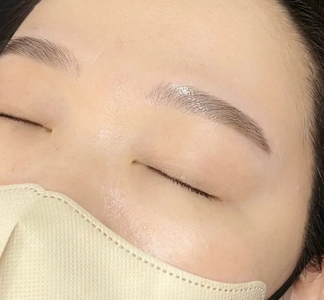 アイブロウ 瑞慶山 あんりの眉毛・アイブロウイメージ