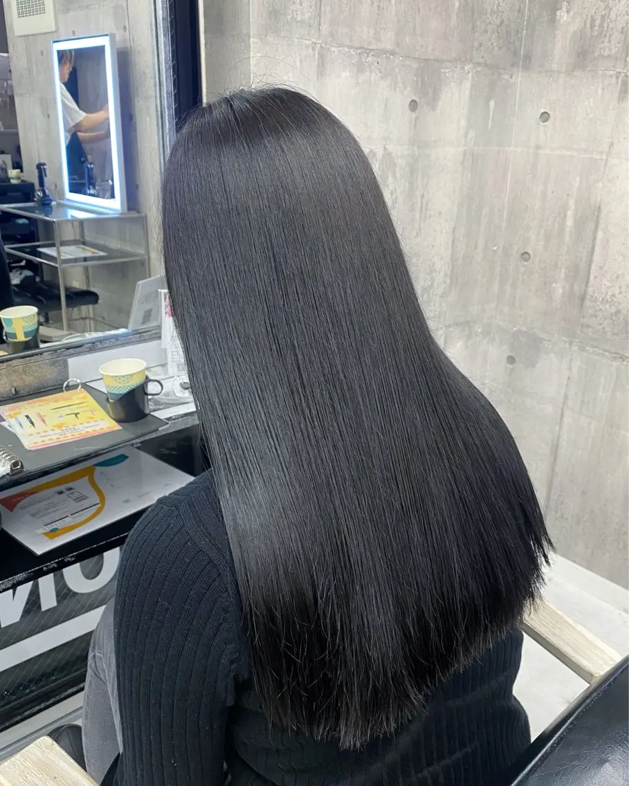 セミロング カラー パーマ ヘアアレンジ メンズ キッズ ヘアカラー トリートメント レイヤー×ハイトーン / mihana🪐のヘアスタイル