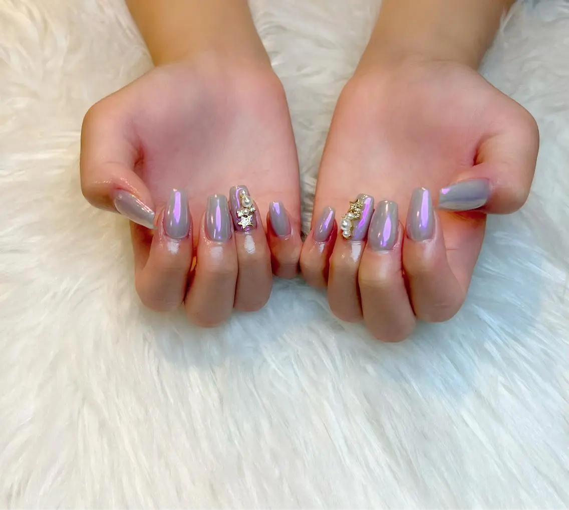 ネイル オーロラネイル ピンク パープル Lino+ ネイル&よもぎ蒸しのネイルデザイン
