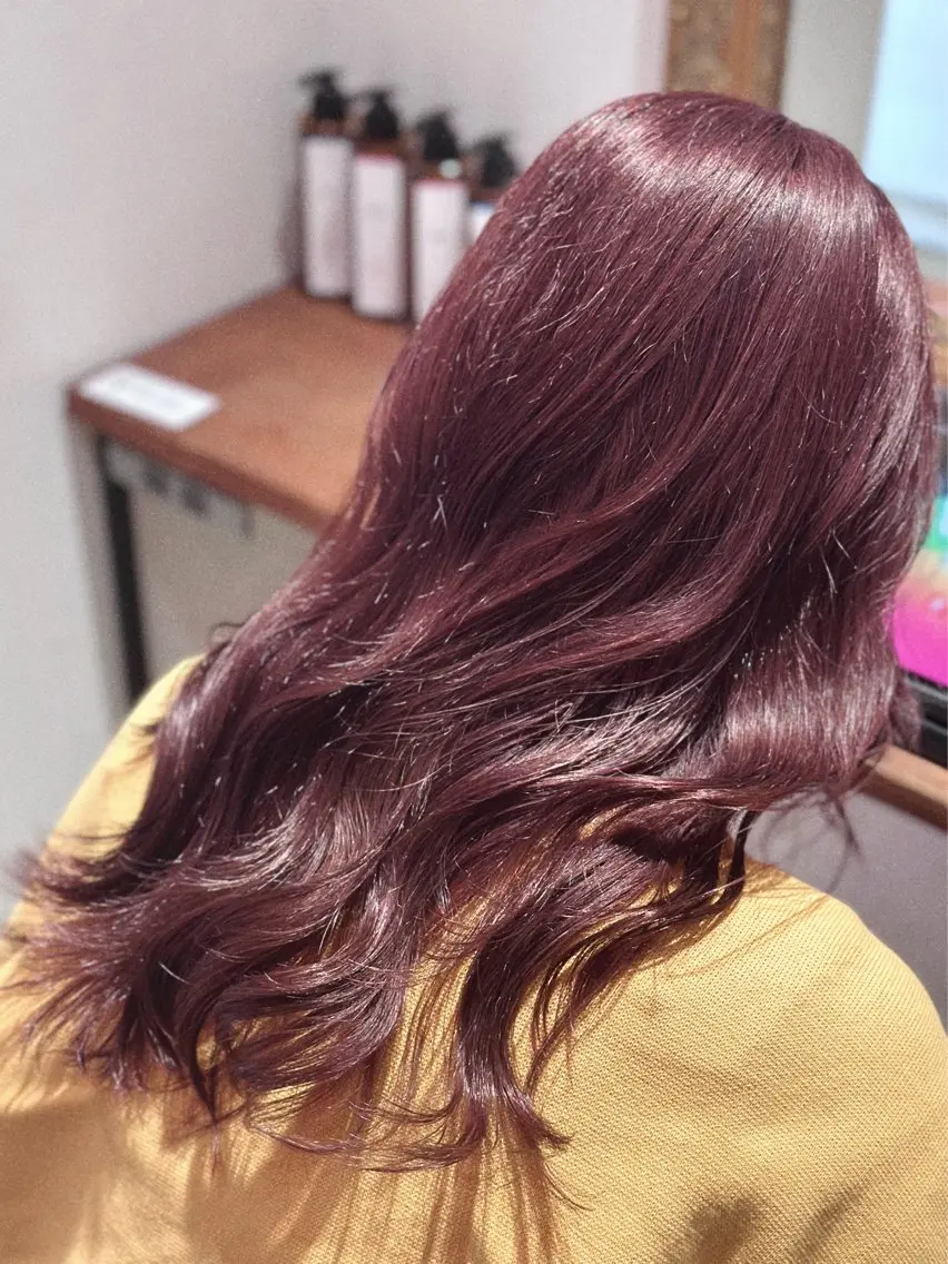 セミロング ヘアカラー 為頭 りたのヘアスタイル