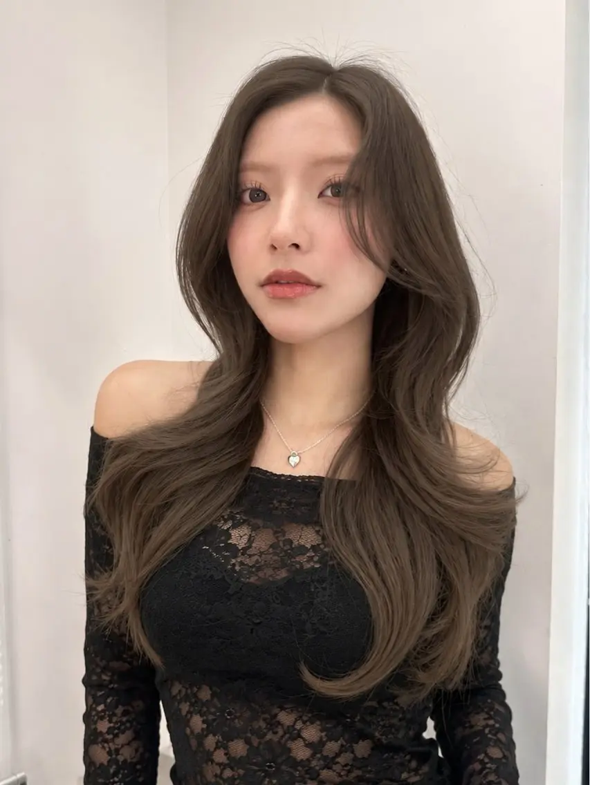 ロング カラー カット ヘアカラー ヘアセット 上品モテヘア🩶 karen🩶のヘアスタイル