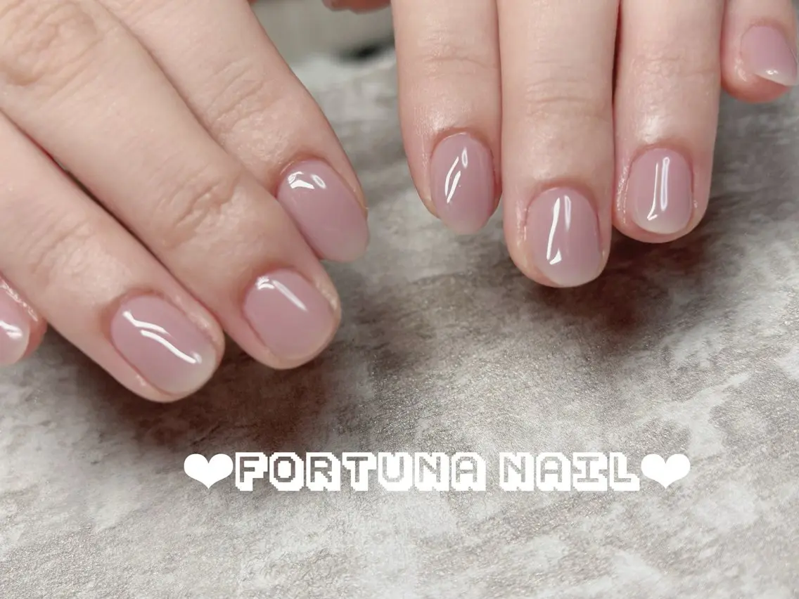 ネイル Nail •Head スパFortunaのネイルデザイン