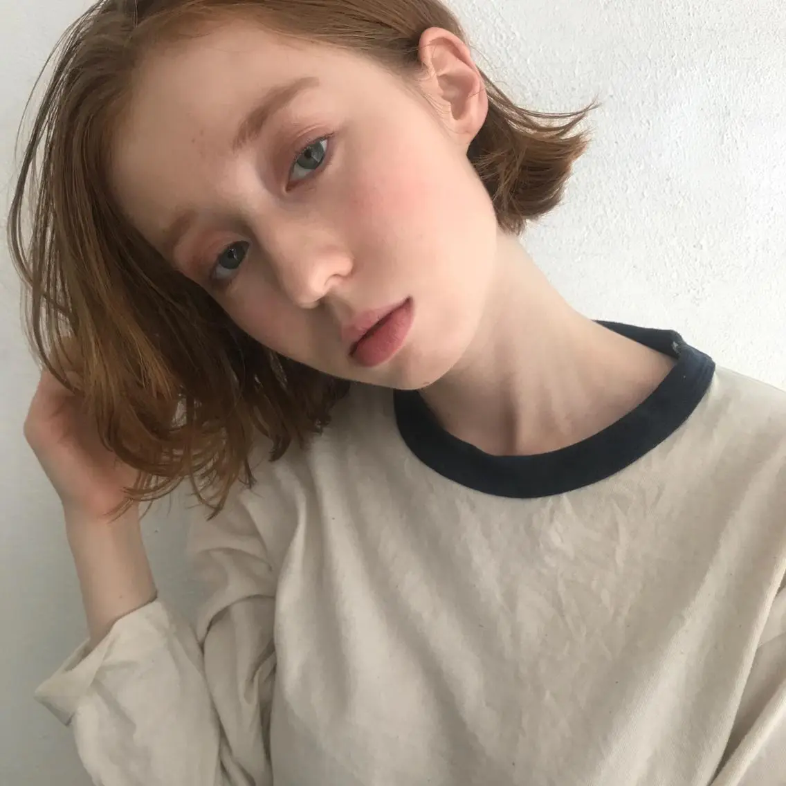 ミディアム 末永 穂奈美のヘアスタイル