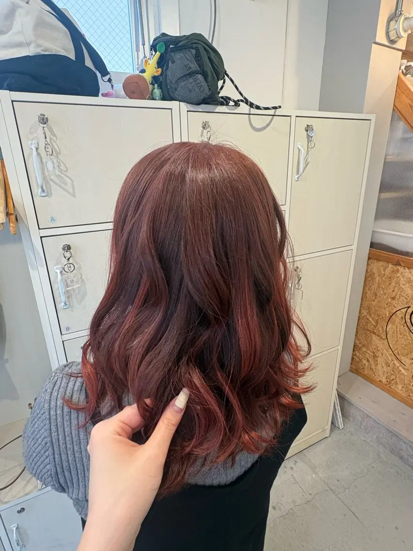 ミディアム ヘアカラー オオニシ ナツミのヘアスタイル