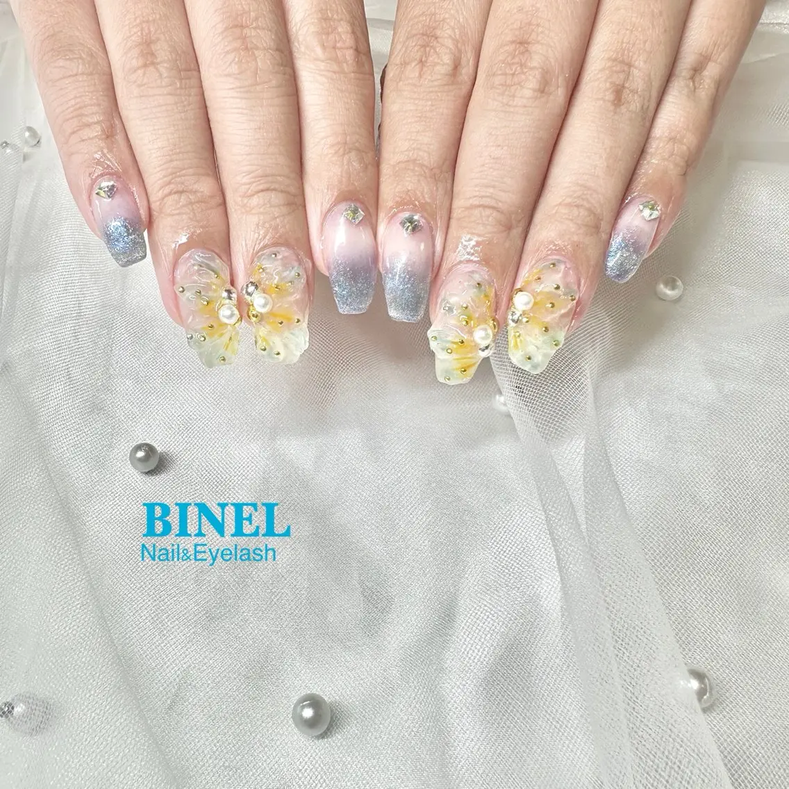 ネイル ハンドネイル BINEL REINAのネイルデザイン