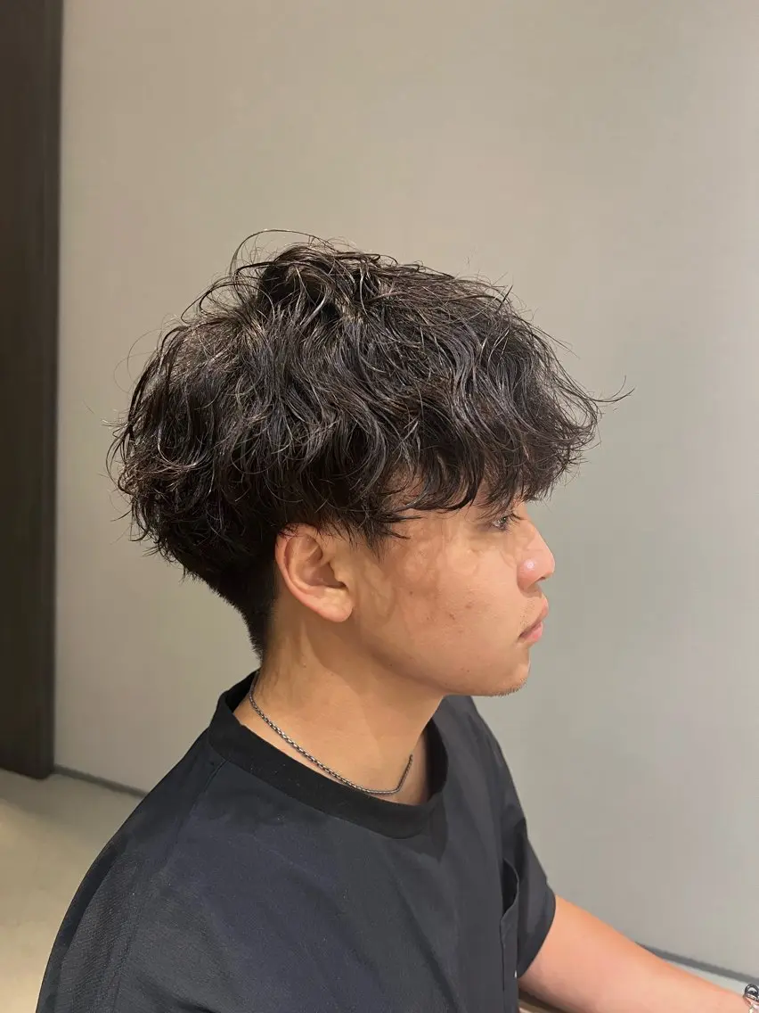 ショート パーマ メンズ 梅田茶屋町メンズ 専門美容師 山元一平のヘアスタイル
