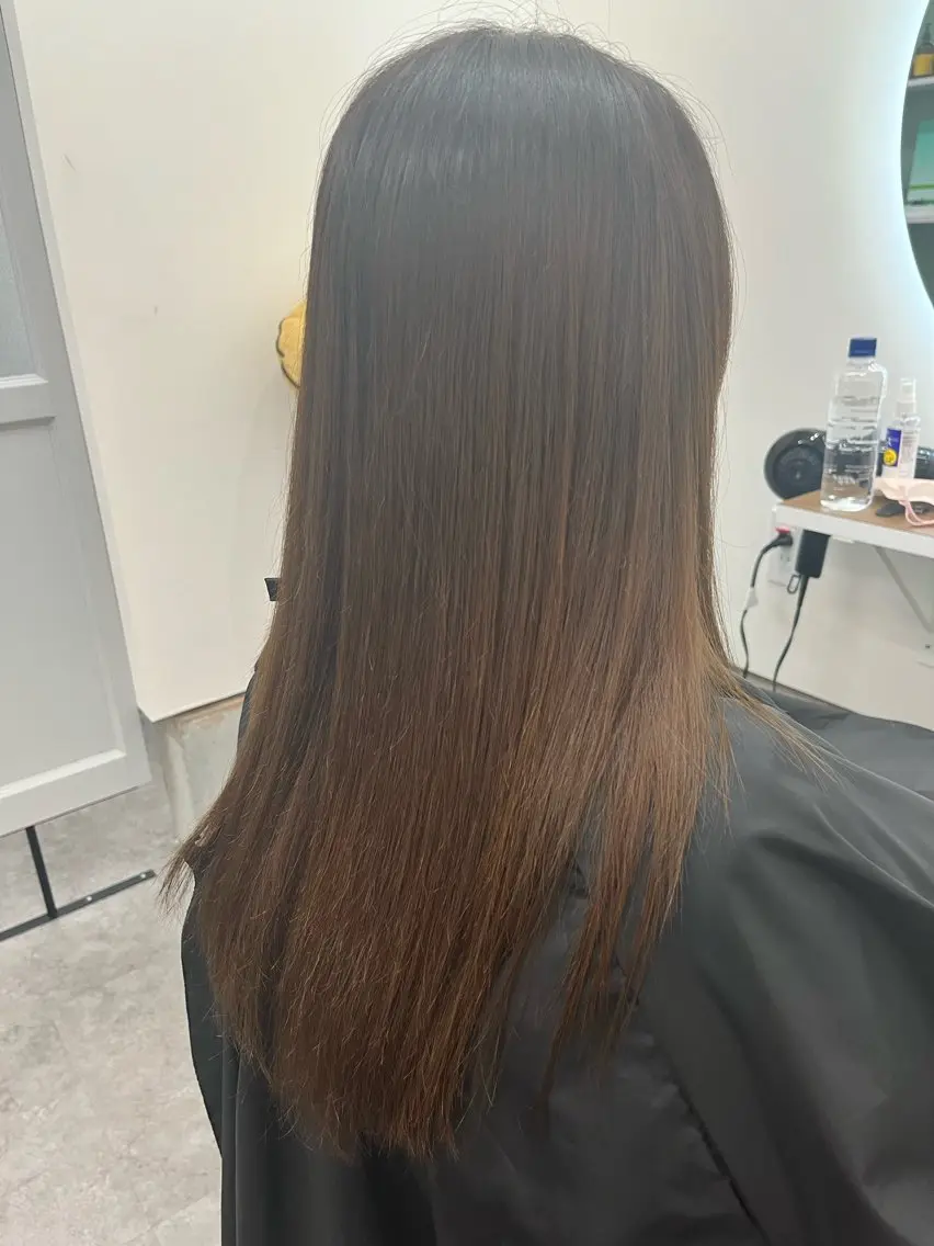✨タイラ指名✨カット+柔らか酸性ストレート ¥18900→¥10900の写真